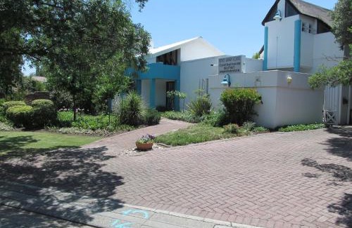 Kroonstad Cabina | Bettie's Luxury Lodge