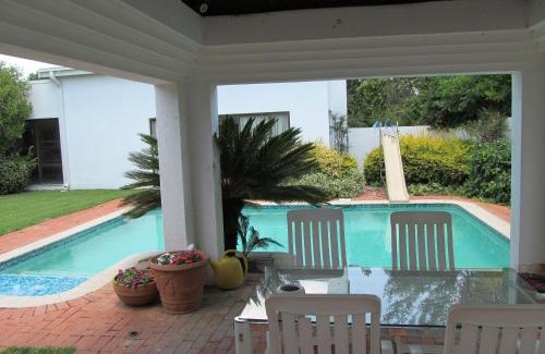 Kroonstad Cabina | Bettie's Luxury Lodge