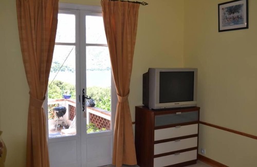 Eze Apartamento | Entre Mónaco y St Jean Cap Ferrat, Eze bord de Mer, a 200 m de la playa.