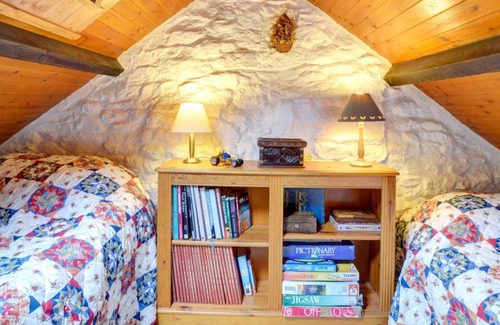 Pentrefelin Casa | Beudy in the beautiful Llandeilo