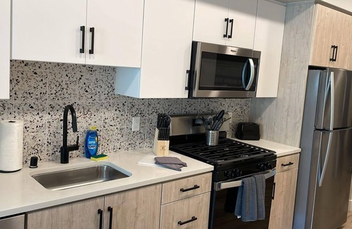 Midway District Apartamento | Bevel Apartments: Comfortable 1-Bedroom Escape in San Diego with WiFi & AC