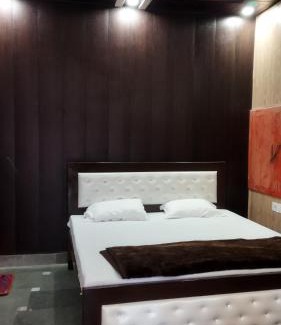 Ayodhya Hotel | Bhagwan sri Ramakrishna sewa tarst