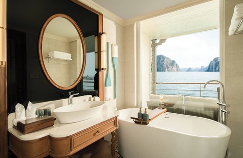 Ha Long Hotel | Bhaya Soul Cruise