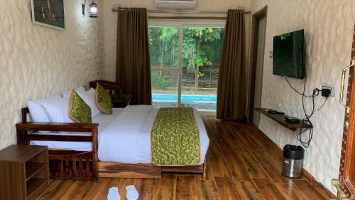 Khatia Complejo | Bhil's Kabeela Resort & Spa Kanha