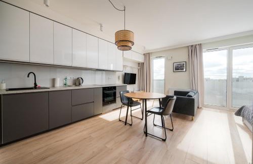 Bialoleka Apartamento | Białołęka Deluxe Studio by BookingHost