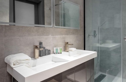 Lekki Phase 1 Hotel | Bickley Park Hotel
