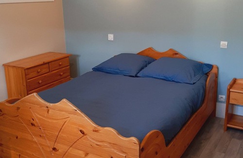 Caulnes Casa | Bienvenue au Gîte "Le Triskell" au Cœur de Caulnes, Proche de Dinan