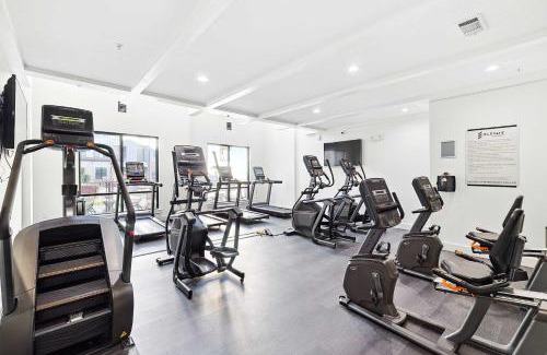 Frisco Apartamento | Big and Spacious 1B with Pool Near Toyota HQ The Star Legacy West