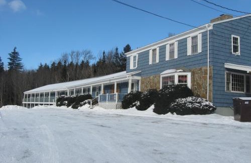 West Dover Hotel | Big Bears Lodge