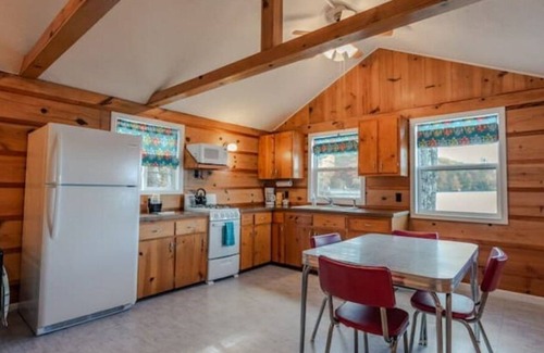 Holton Cabaña | Big Blue Lake Cottages, LLC - Cottage #1