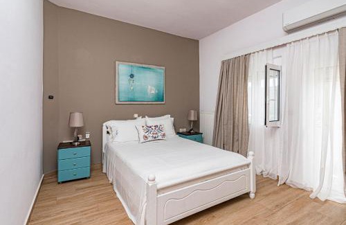 Nopigia Villa | Big Blue Villa in Kisamos, 10 meters from Sea