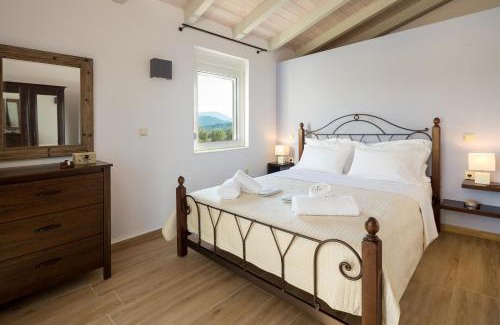 Nopigia Villa | Big Blue Villa in Kisamos, 10 meters from Sea