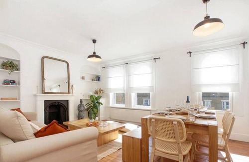 Mile End Apartamento | Big, bright & cosy apartment 2 min from Mile End Station, near Victoria Park