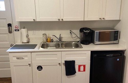 Mid-City Casa | Big Easy Bungalow near the Canal Streetcar