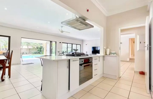 Greater Johannesburg Metropolitan Area Casa | Big Family Home Pool Solar Space to breathe