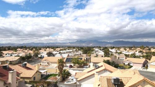 North Las Vegas Casa | Big Family Retreat with Pool and RV parking