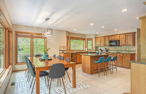 Glen Arbor Casa | Big Glen Lake - Large Waterfront Home