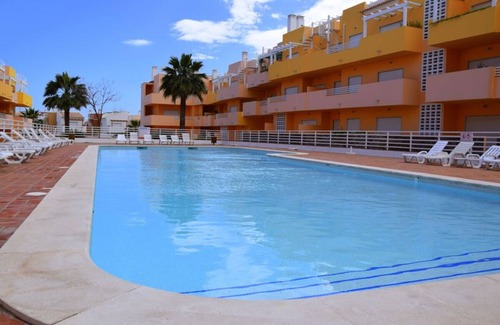 Canada Apartamento | ¡Piscina grande y bonita, apartamento acogedor!