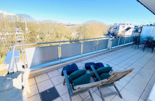 Gare Apartamento | Big Penthouse 2 Bedrooms in Center with Parking and LargeTerrace-41