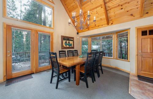 Arnold Casa | Big Timber Lodge