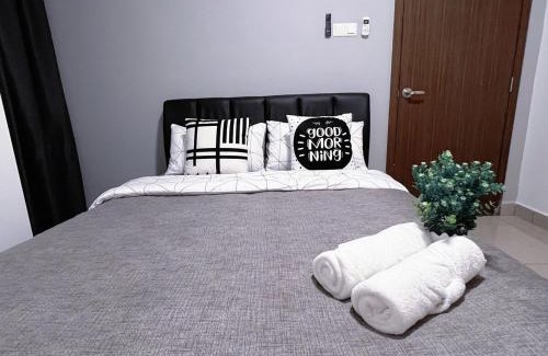 Setia Tropika Apartamento | BIG Two Bedrooms 1-6 Pax Luxury Condo at D Secret Garden - Johor Bahru-Setia Tropika-UTM-Mid Valley-Paradigm Mall