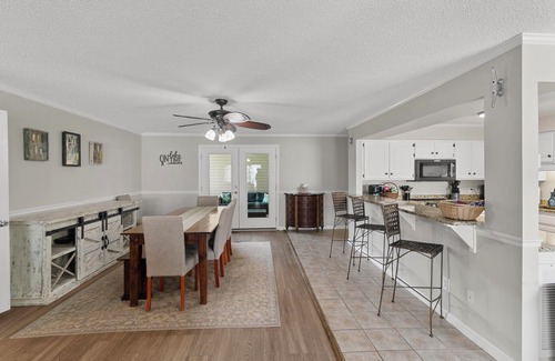 Shorterville Casa | BIG WATER views in Abbeville: 3BR, Master Ste, Hot Tub, Ice Machine, Beach Area