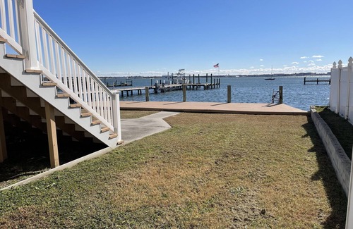 Willoughby Spit Casa | Big Waterfront House W/ Amazing View And Swim Deck 3 Bedroom Home