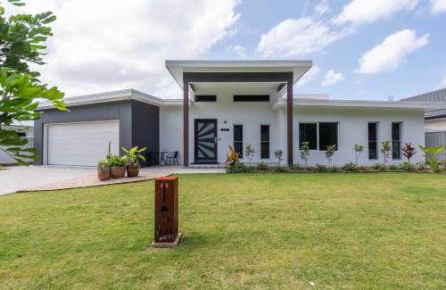 Yamba Casa | Bikini - Oceanstays - Pet Friendly