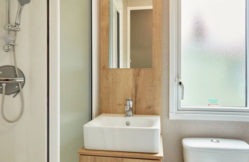 Great Houghton Chalet De Esquí | Billing Aquadrome Holiday Park Silver 3 Bed Caravan KM126