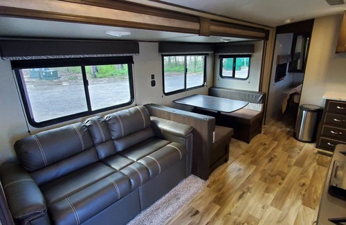 St. Martin Alquiler De RV | Biloxi Bay Adventure: Stay in Our Comfortable Camper Rental