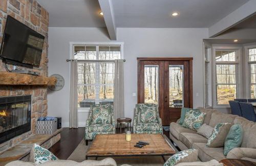 McHenry Casa | Biltmore Chalet