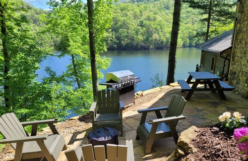 Bear Lake Reserve Casa | Birch Bay Retreat, a secluded, lake front residence at Bear Lake Reserve.
