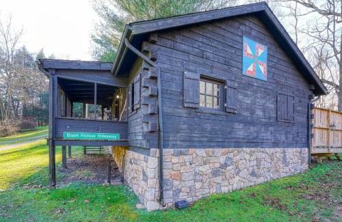 South Bloomingville Casa | Bison Hollow Hideaway
