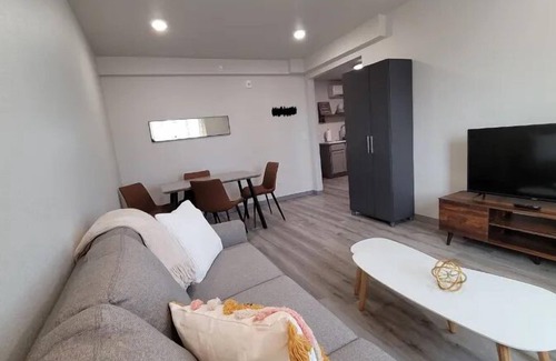 Custer Apartamento | Bison Loft in Downtown Custer, Sleeps 4