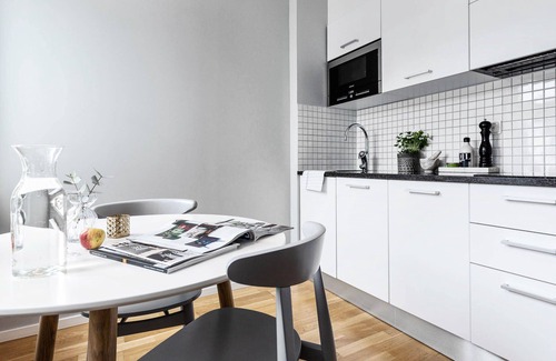 Ladugardsgardet Apartamento | Biz Apartment Gärdet
