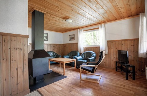 Rada Otro | Björnbyn Stugby