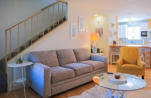 West San Antonio Casa | BL: Lackland/BMT Graduation 3 Miles. Easy & Quick! 7 years Hosting BMT Families.