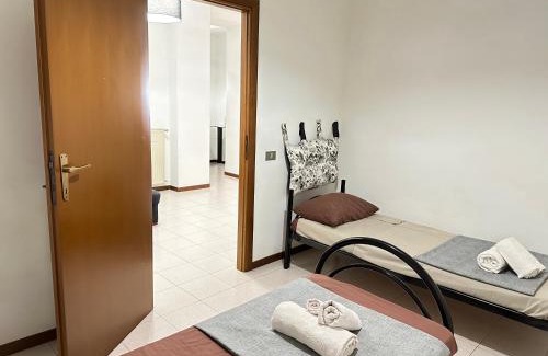 Velletri Apartamento | BLACK AND WHITE HOUSE- 70 mq