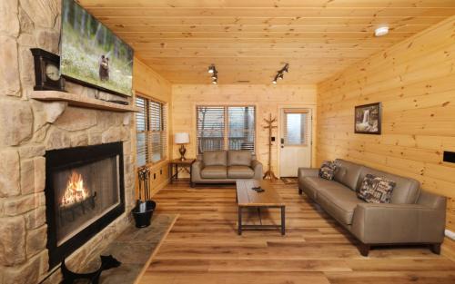 Gatlinburg Villa | Black Bear Crossing