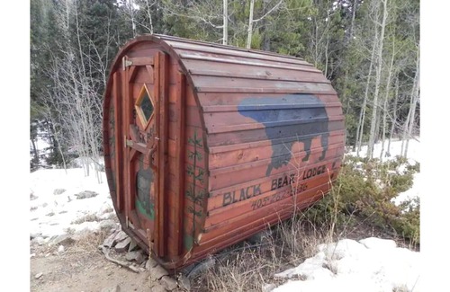 Black Hawk Cabina | Black Bear Lodge & Sauna (b/t- Ned &Black Hawk)