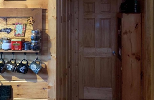 Murphy Cabina | Black Bear Retreat “The Perfect Getaway”