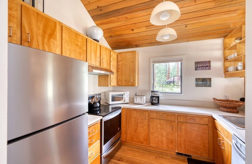 Black Butte Ranch Casa | Black Butte Ranch Cabin on the 7th Fairway