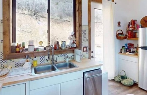 Cimarron Casa | Black Canyon 4BR OffGrid Retreat Crawford Colorado Spacious 4-bedroom house