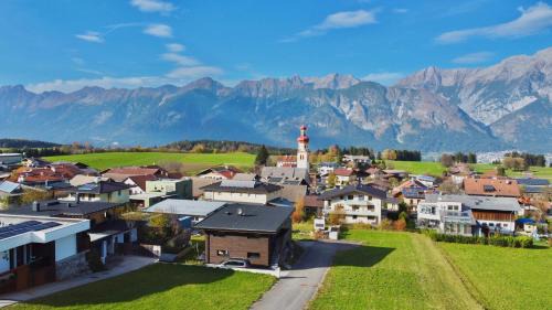 Tulfes Apartamento | Black Forest Lodges - gehobene Ferienwohnungen mit Privatsaunas