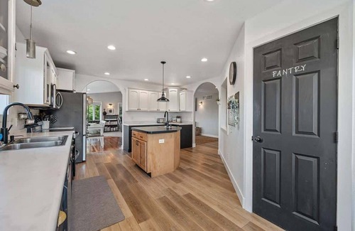 Spearfish Casa | Black Hills Getaway for 18! Hot Tub, Sauna, Gm Rm