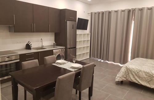 Praia da Vitoria Apartamento | Black House Apartments II