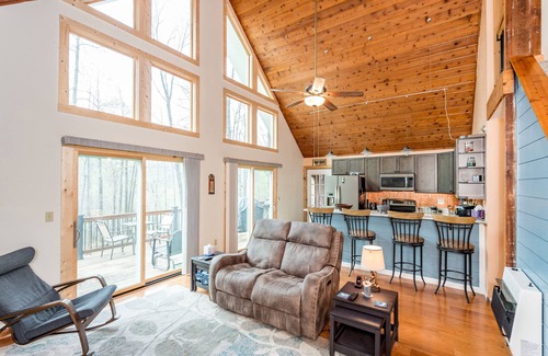 Old Fort Casa | Black Mountain & Asheville Relaxation! Waterfalls, Lakes, Hiking, Biking Trail!