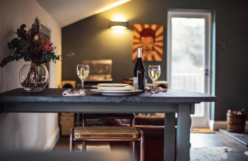 The Vale of Grwyney Casa | Black Mountains Stylish Hideaway, nr Crickhowell