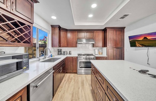 Corona Casa | Black Oak Haven #42144