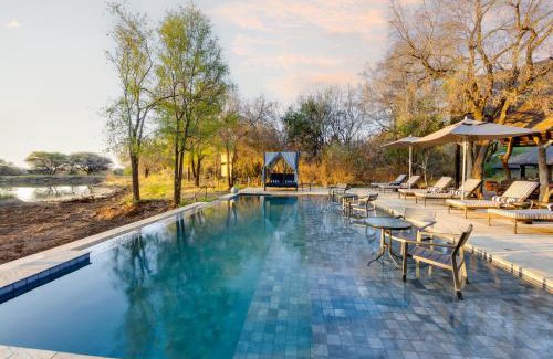 Matlhagame Cabina | Black Rhino Game Lodge